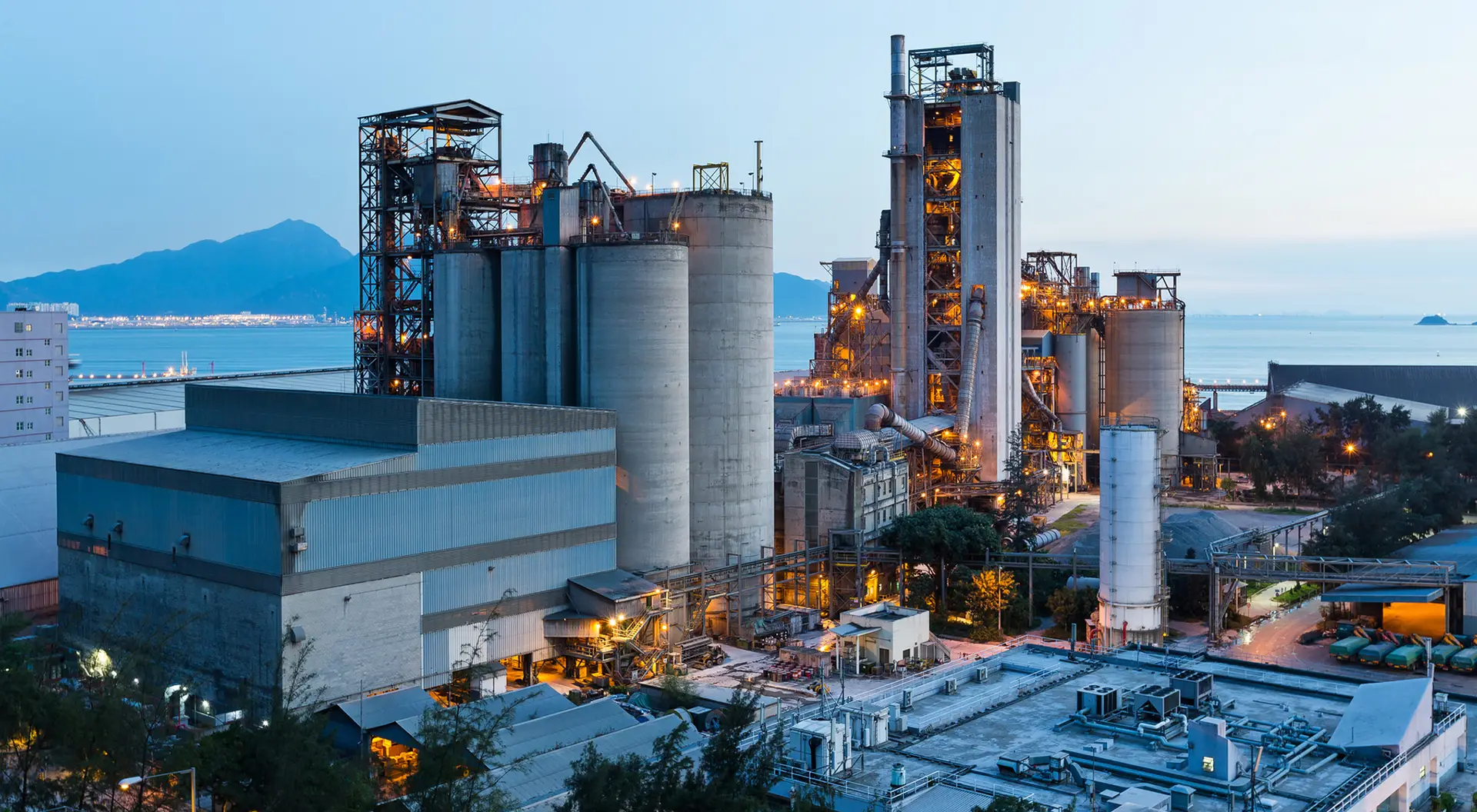 Cement and industrial heat application